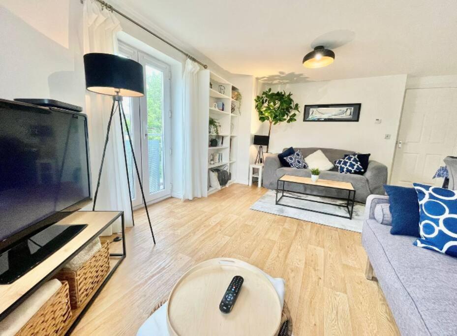 Lovely 2-Bedroom Bristol Apartment. Free Parking. Buitenkant foto